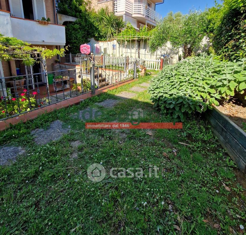 Villa in Via del Pino 34 — foto 13 di 55