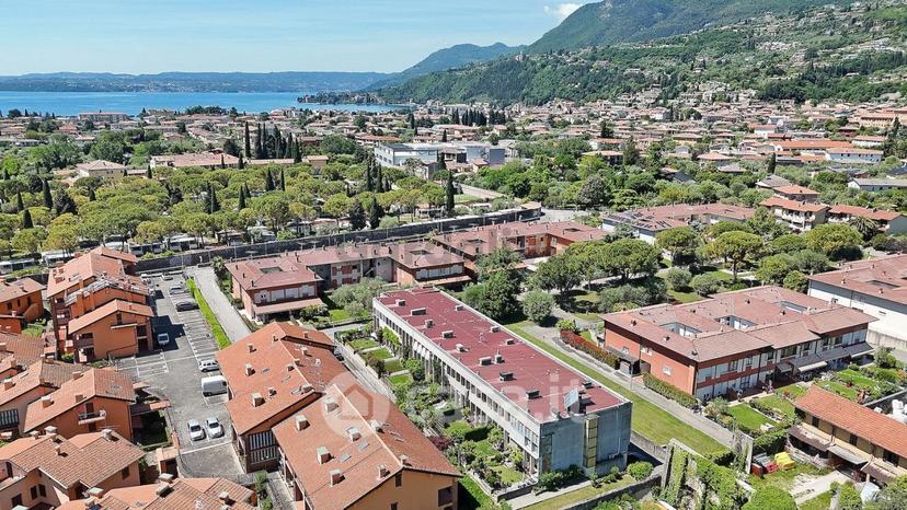 Trilocale in Via Andrea Celesti — foto 35 di 45