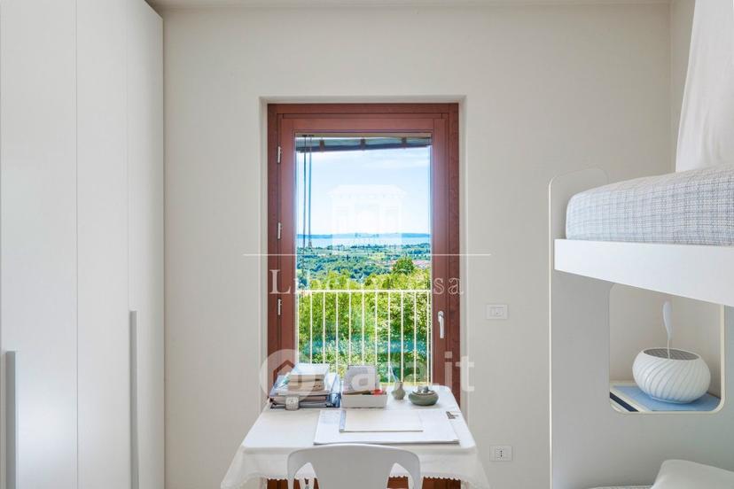 Villa in Via Bocca di Croce — foto 2 di 21