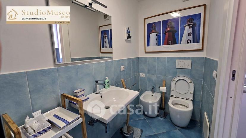 Loft in Via Marina Grande — foto 10 di 21