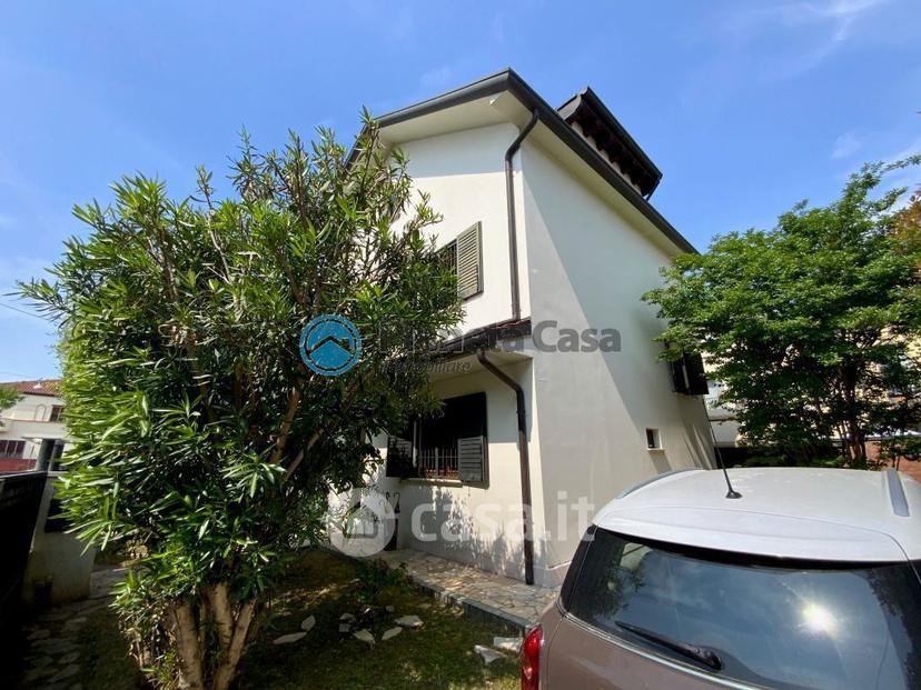 Villa in Via Antonio Simeone Sografi 11 — foto 8 di 33