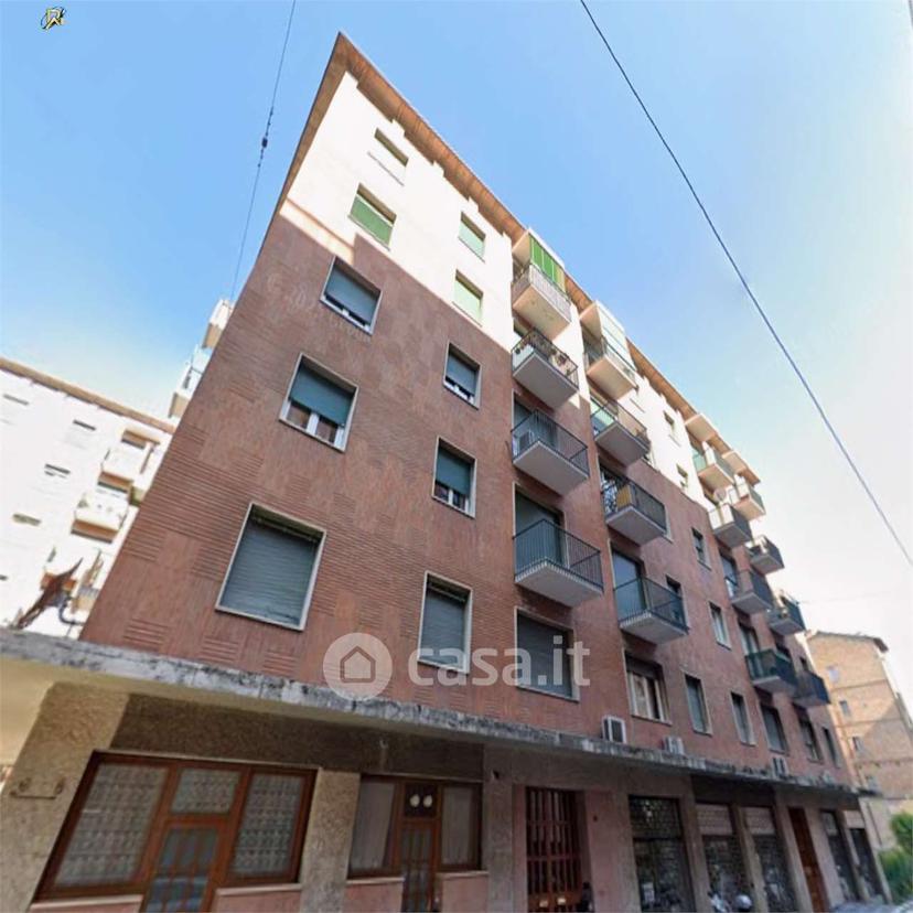 Quadrilocale in Via Giorgio Ercolani 10 — foto 34 di 36
