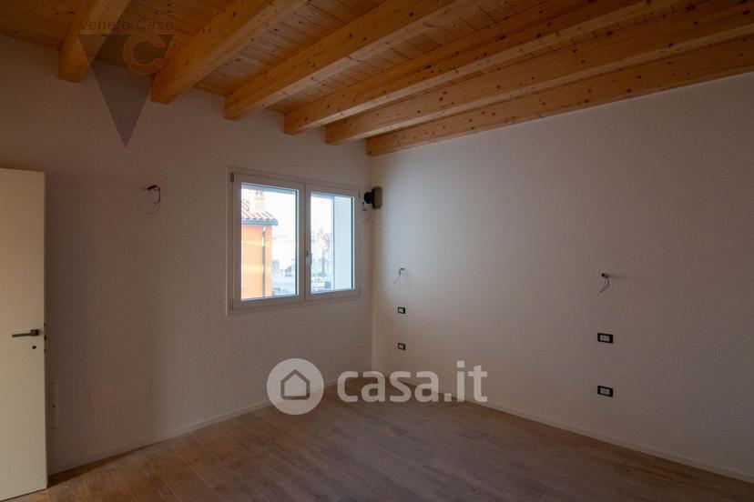 Trilocale in Via Papa Pio XII — foto 20 di 29