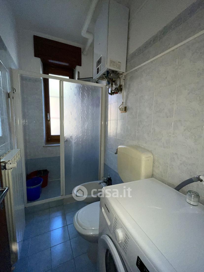 Monolocale in Via Cernaia — foto 12 di 22