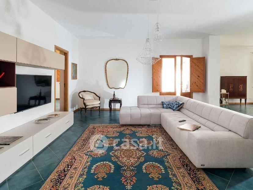 Villa in Giuseppe Garibaldi 210 — foto 26 di 57