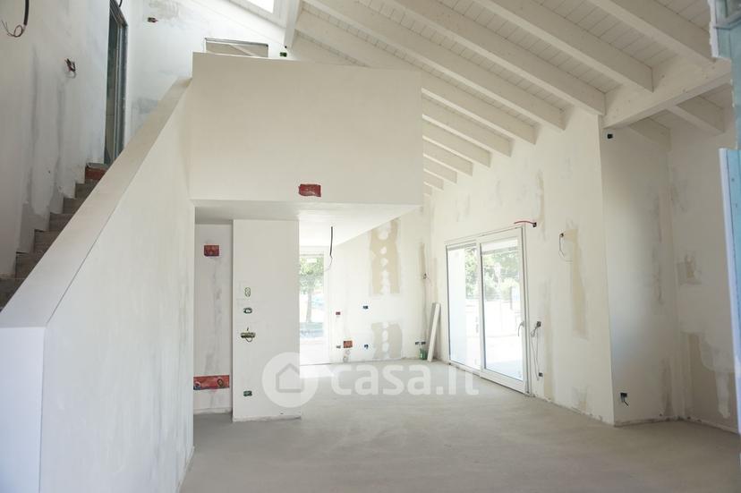 Villa in Via Bartolomeo Colleoni — foto 10 di 37