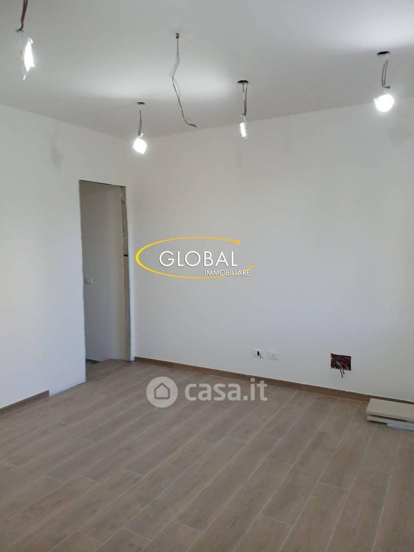 Bilocale in Via Posatora — foto 10 di 12