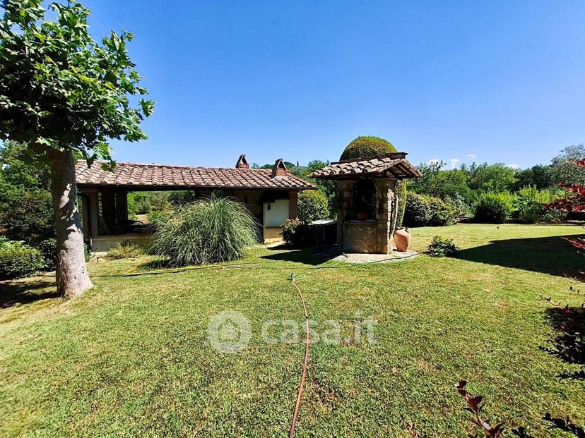 Villa in Strada Aquilano — foto 33 di 52