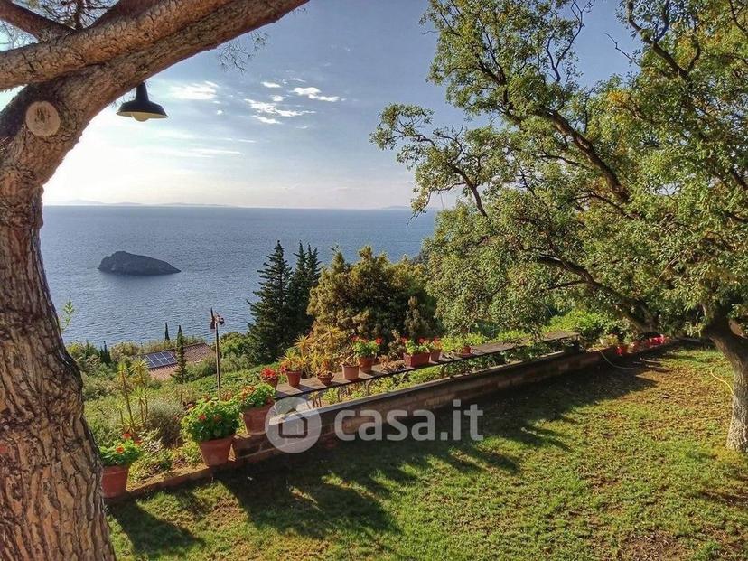 Villa in Via dei Pionieri — foto 23 di 33
