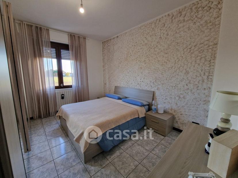 Stanza in Via Santa Margherita — foto 13 di 34