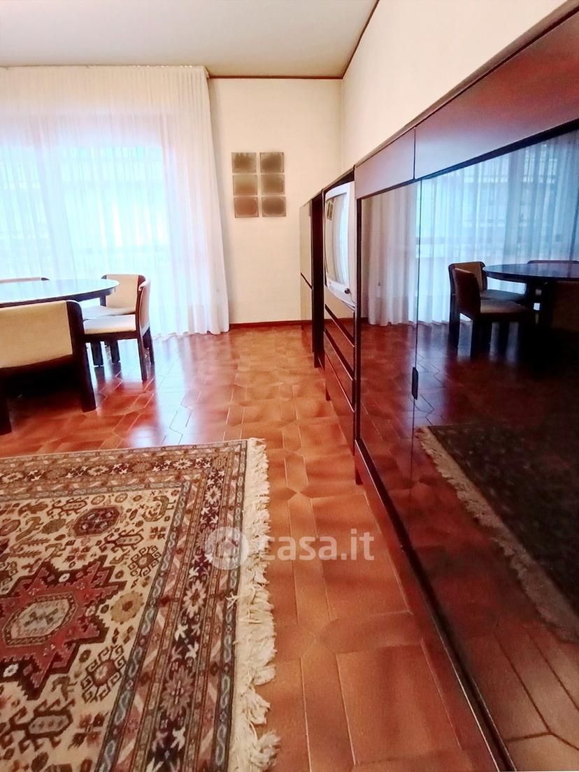 Quadrilocale in Via Carlo Cattaneo 36 — foto 7 di 36