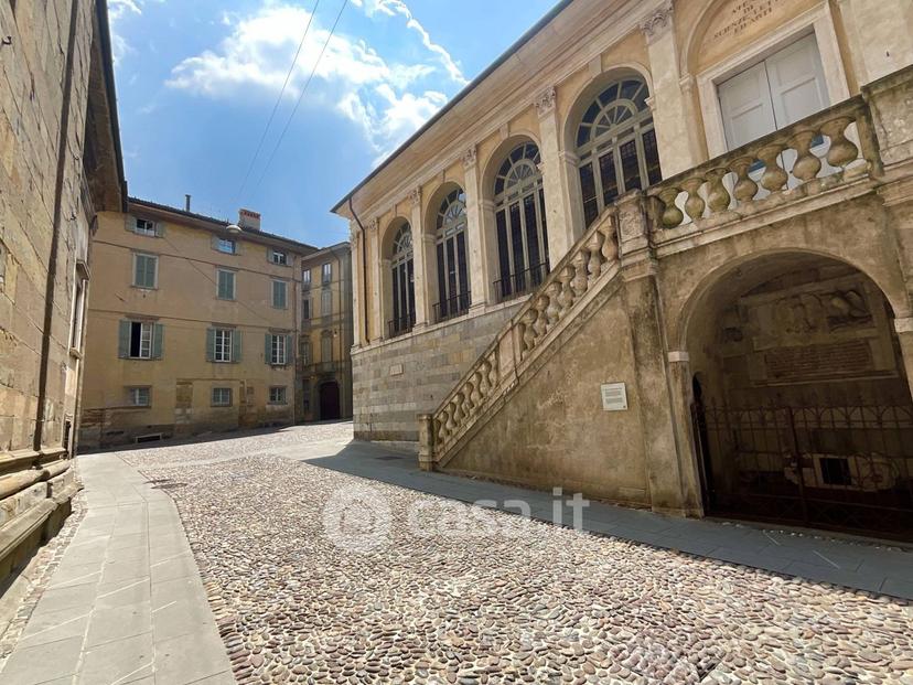 Bilocale in Piazza Padre Reginaldo Giuliani — foto 33 di 34