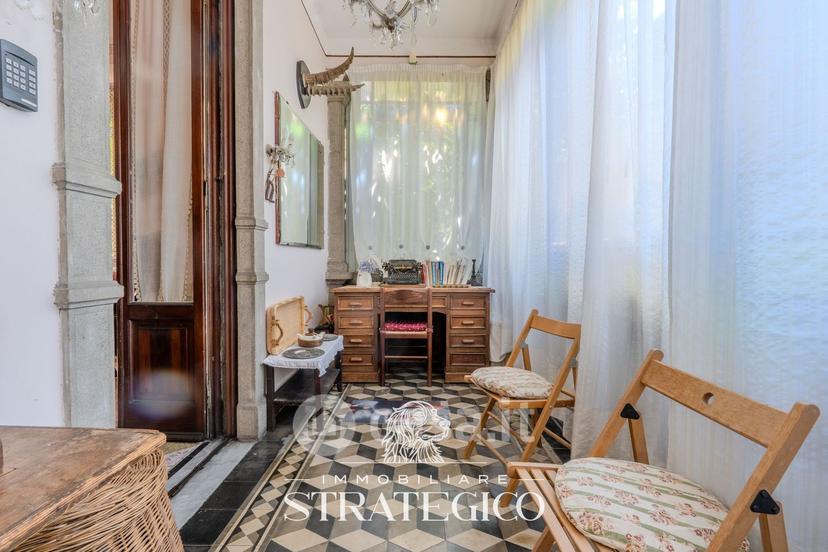 Villa in Via de Bernardi 5 — foto 16 di 74
