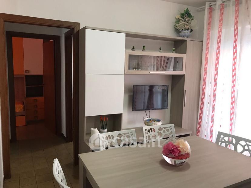 Trilocale in Via Campania 10 — foto 16 di 19