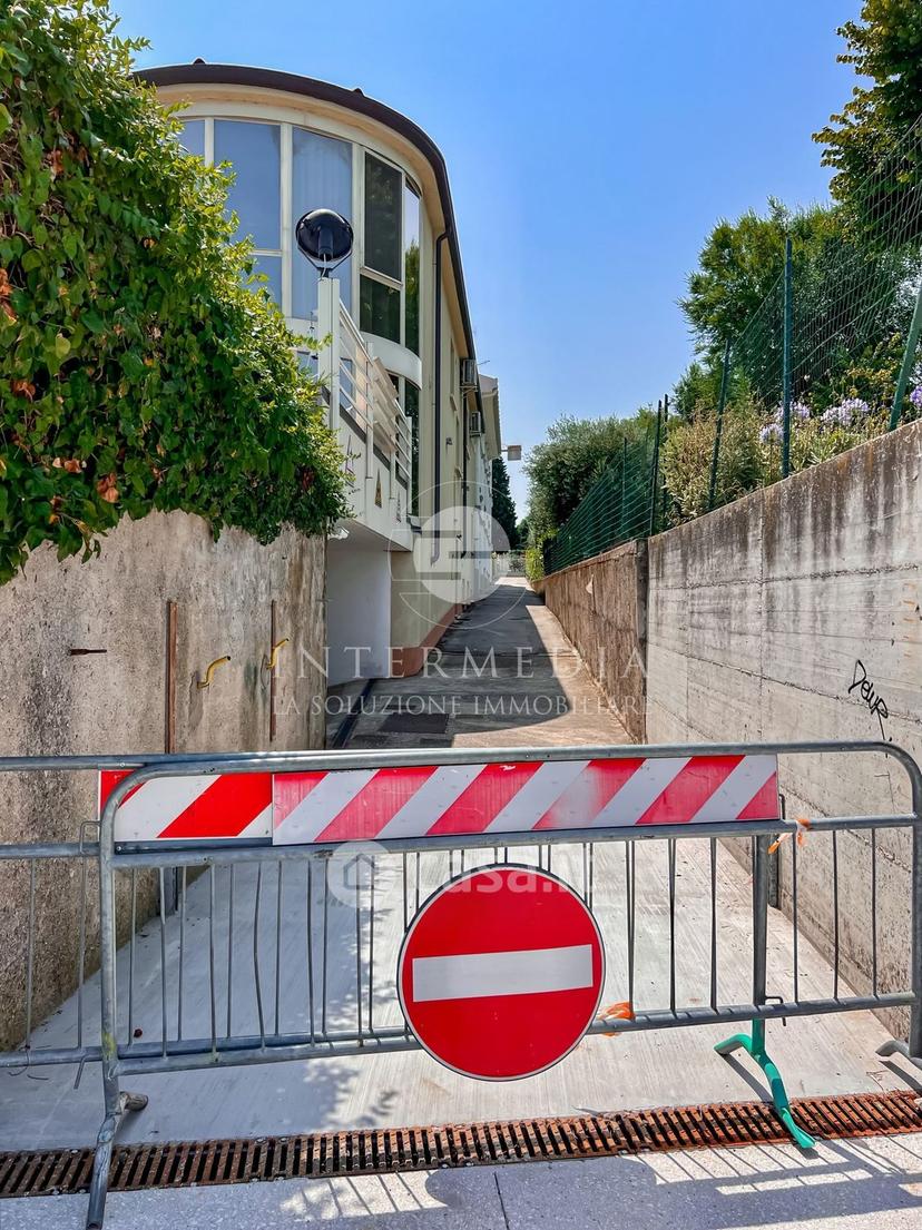 Quadrilocale in Via Lario 2 — foto 34 di 41