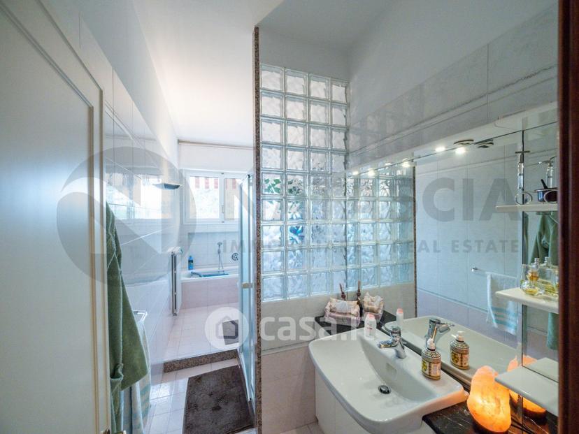 Appartamento in Viale delle Arti — foto 2 di 28