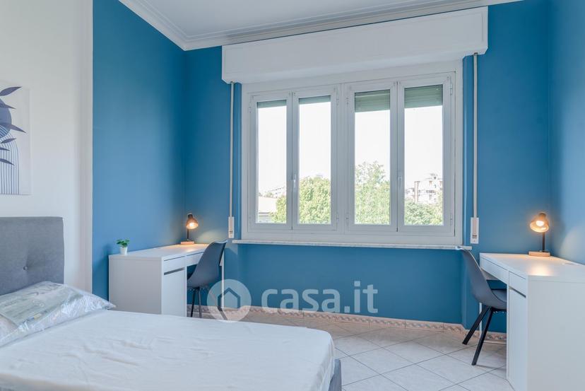 Stanza in Corso Peschiera 335 — foto 32 di 49