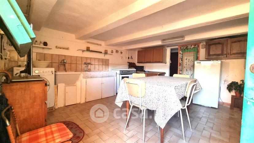 Appartamento in Via Susa 8 — foto 19 di 33