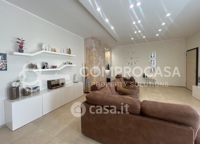 Appartamento in Via Gallipoli — foto 23 di 38