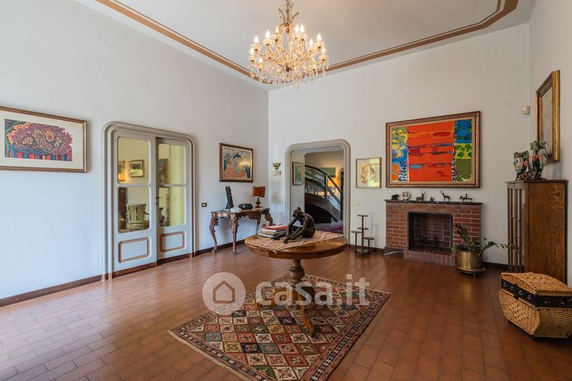 Villa in Piazza Leva 1 — foto 28 di 74