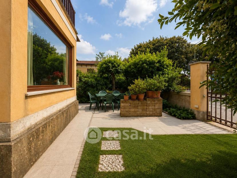 Villa in Via Zara — foto 28 di 47
