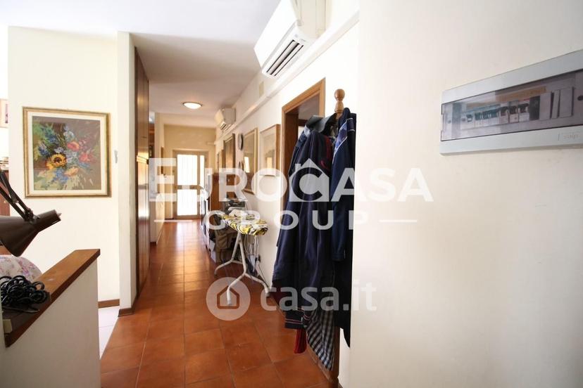 Trilocale in Via Pesciatina 761 — foto 3 di 16