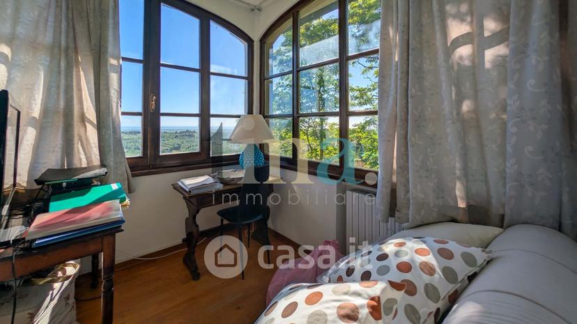 Villa in Via Cecinese — foto 53 di 56