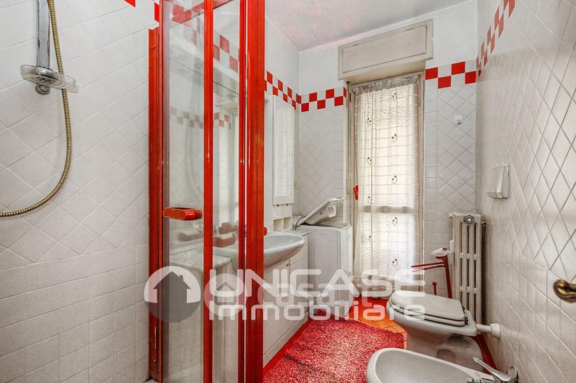 Appartamento in Piazza Vittorio Veneto 44 — foto 4 di 49