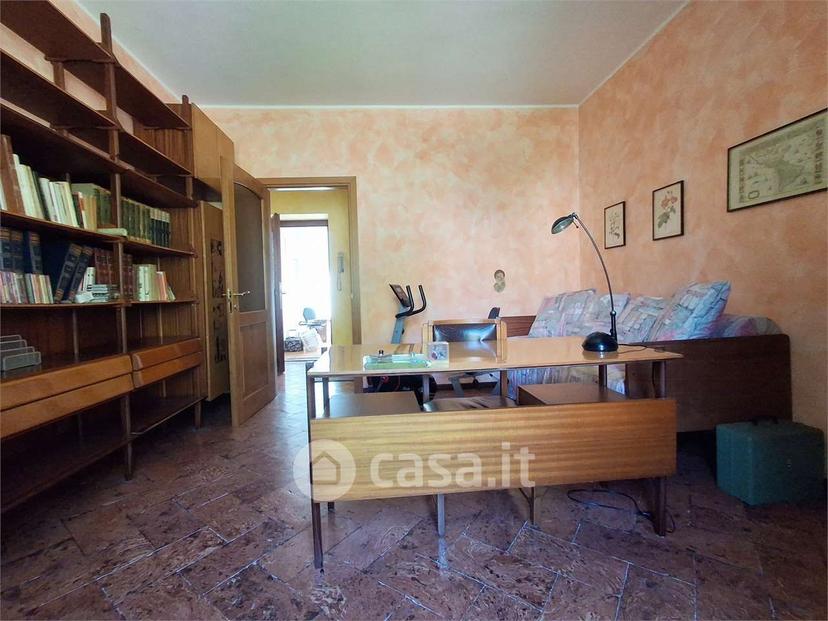 Quadrilocale in Via Carate 29 — foto 10 di 24