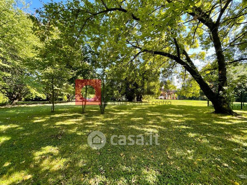 Villa in Via IV Novembre — foto 35 di 39