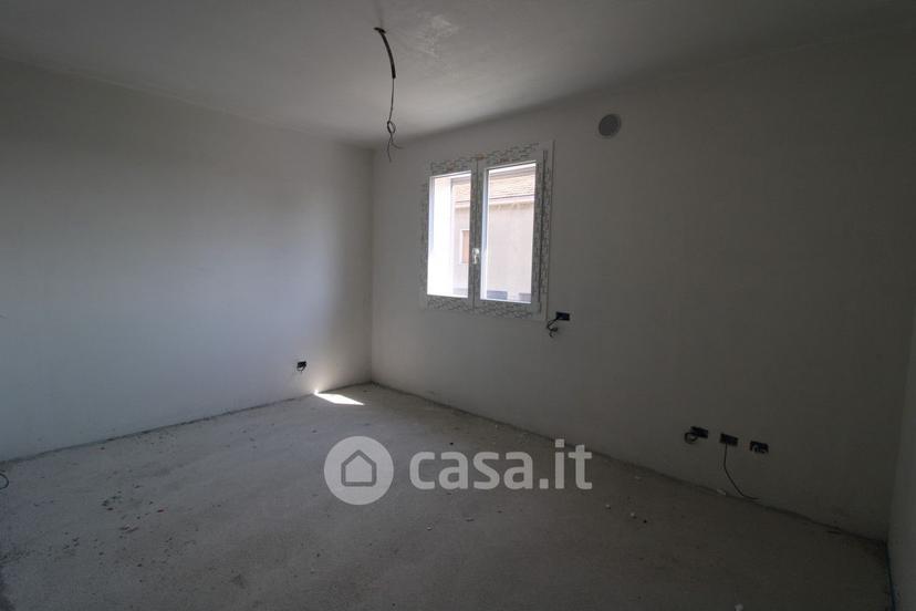 Quadrilocale in Via Achille Grandi 17 -3 — foto 18 di 44