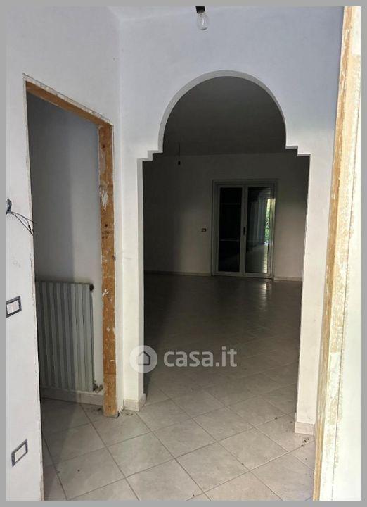 Appartamento in Contrada Pantano — foto 2 di 32