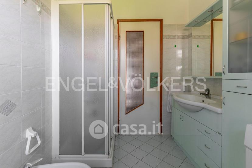 Villa in Via Mozart 7 — foto 23 di 35