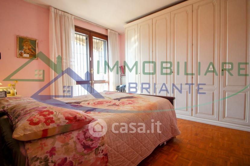 Villa in Via A. Macchi 35 — foto 10 di 28