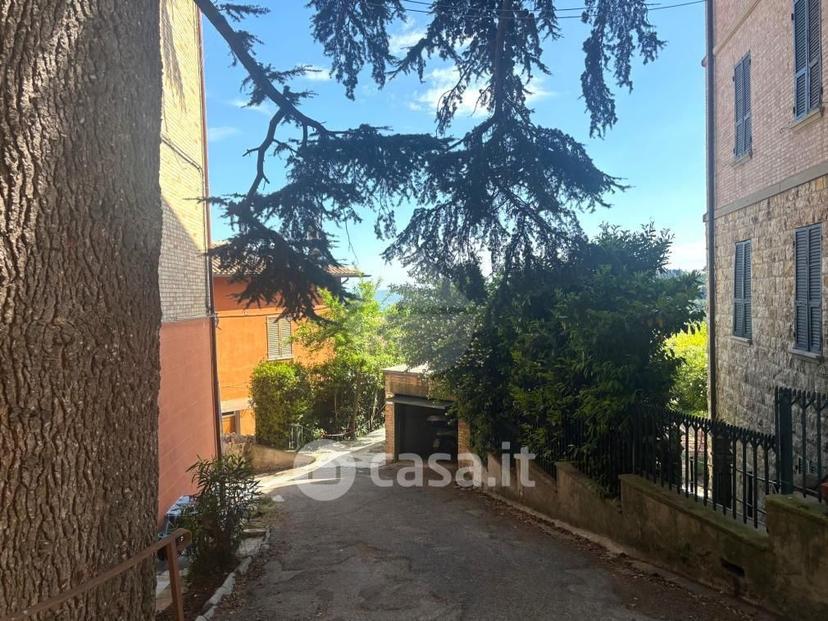 Appartamento in Via delle Clarisse — foto 13 di 16
