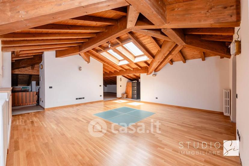 Villa in Viale Libertà — foto 32 di 48