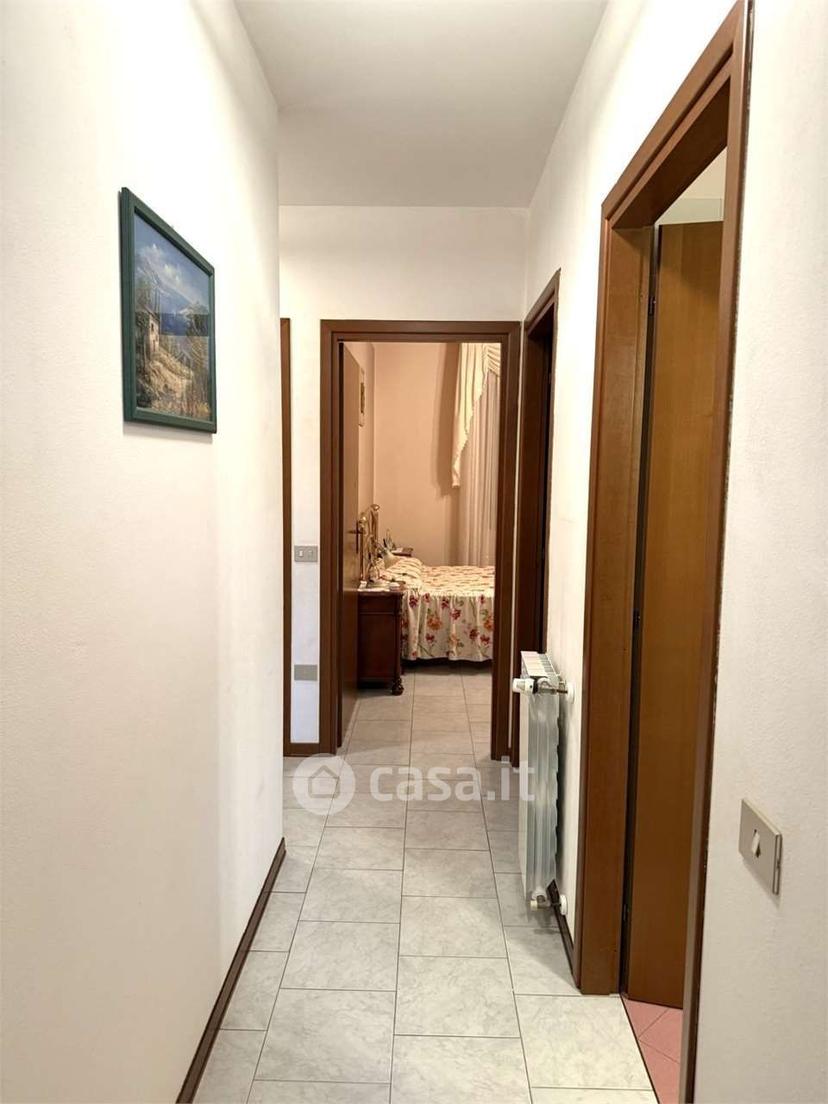 Quadrilocale in Via della Costituzione — foto 28 di 31