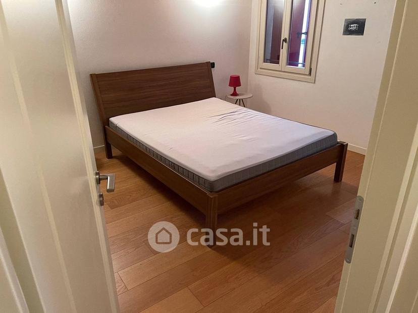 Trilocale in Piazza Giuseppe Garibaldi 5 — foto 2 di 33