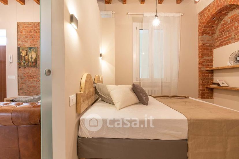 Bilocale in Viale Monza 22