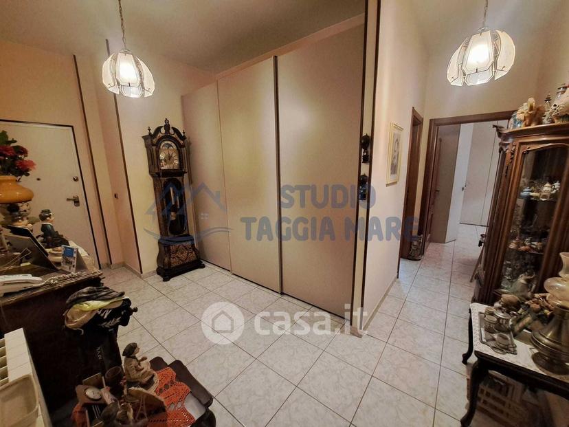 Trilocale in Via San Francesco 133 — foto 7 di 11