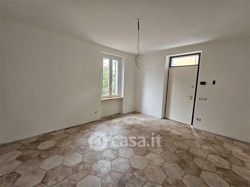Villa in Via Goffredo Mameli — foto 5 di 36