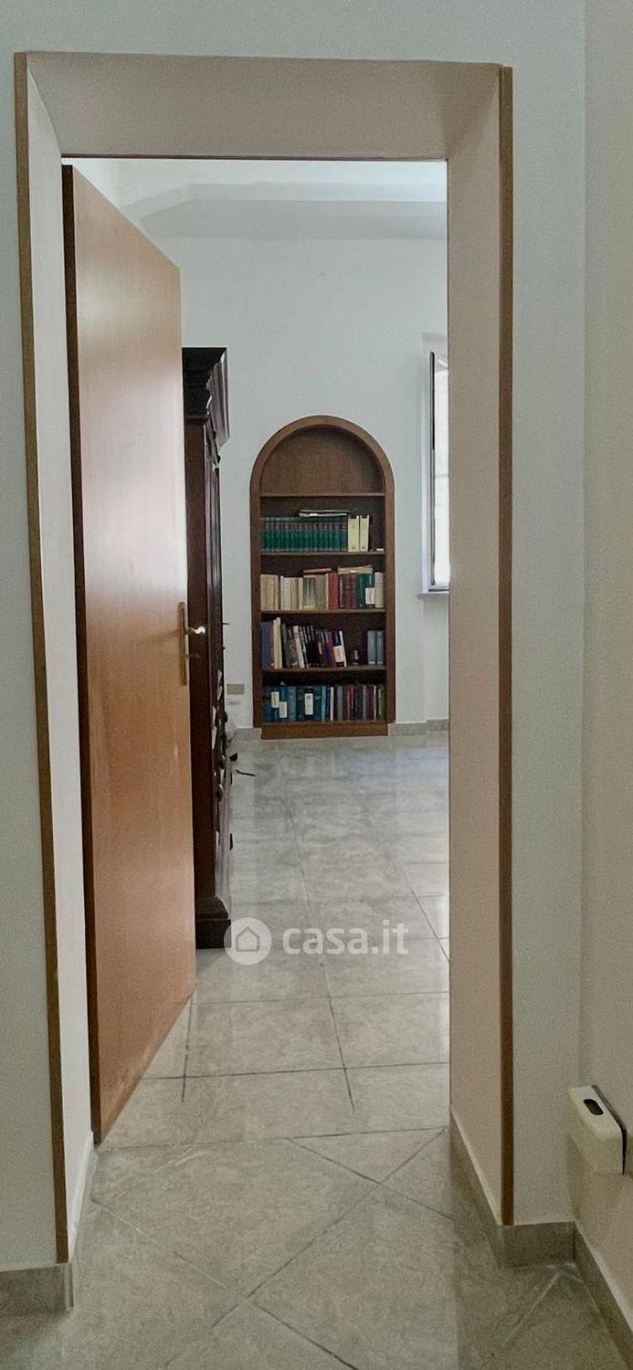 Trilocale in Centro 7 — foto 7 di 20