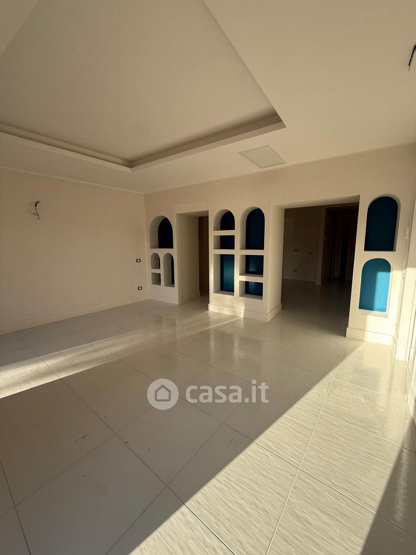 Quadrilocale in Via Tullia 23 — foto 15 di 28