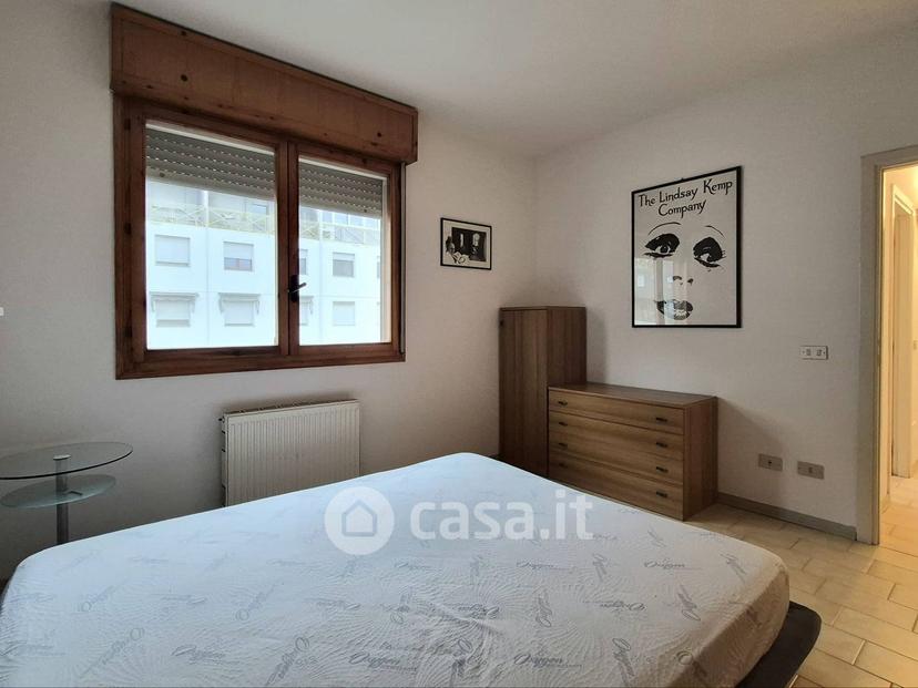 Bilocale in Via Vasco Zappaterra 36 — foto 17 di 40