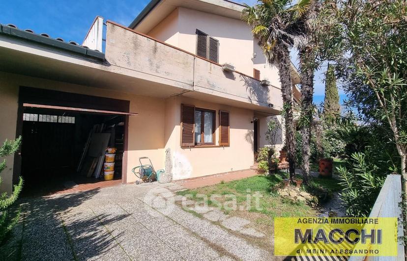 Villa in Via Vespucci 43 — foto 31 di 34