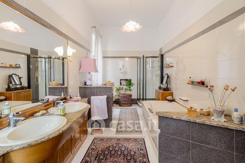 Villa in Via Don Giovanni Minzoni — foto 69 di 81