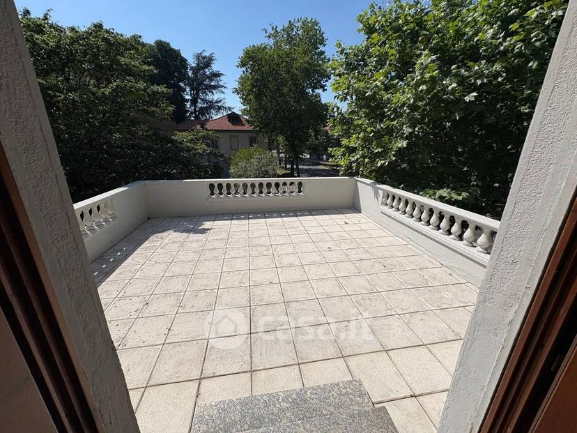 Villa in Via Vittorio Alfieri 2 — foto 51 di 78