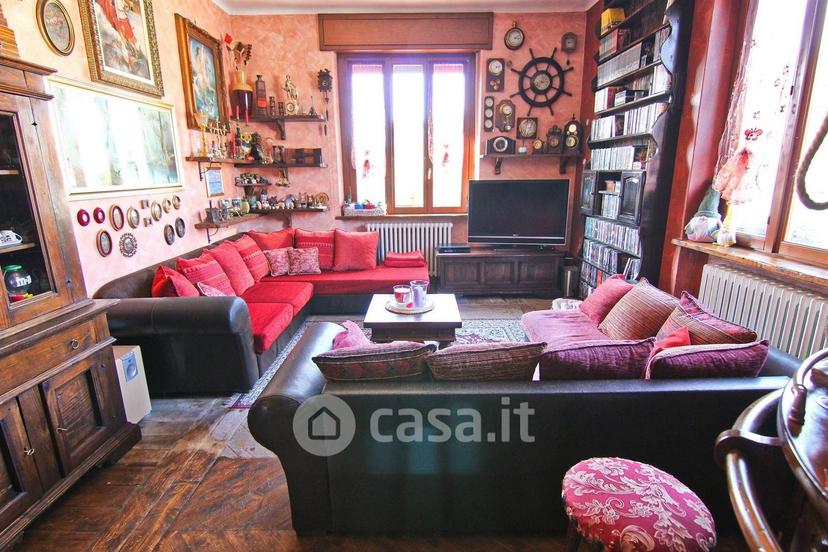 Villa in Via Alessandro Tadino 3 — foto 17 di 52
