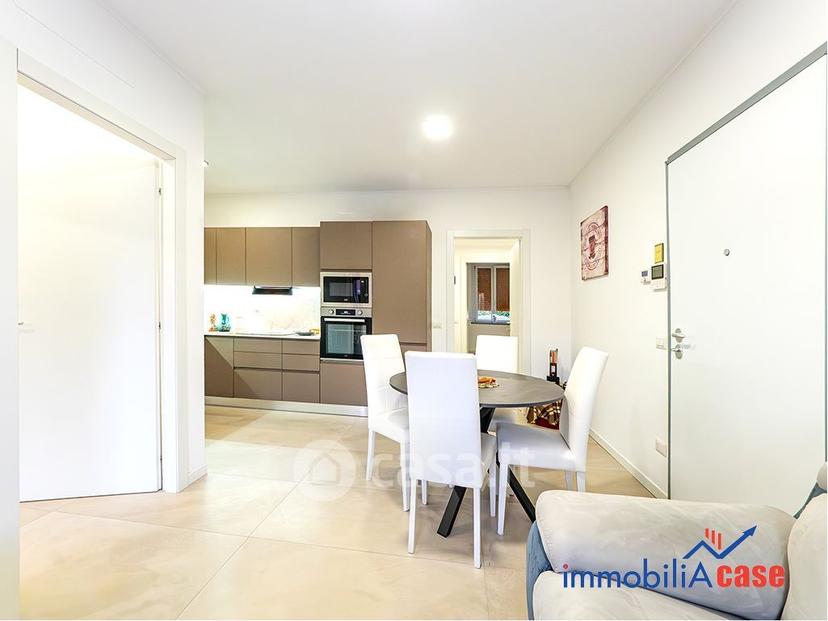 Trilocale in Via Pietro Toselli 4 — foto 12 di 34