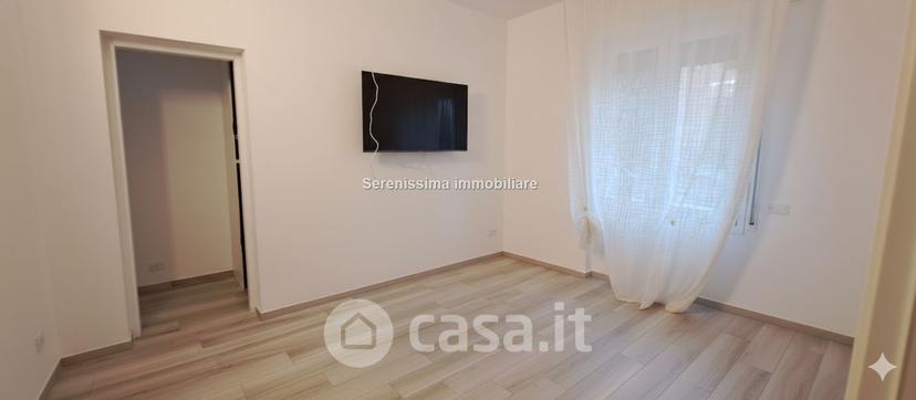 Trilocale in Via Enrico Fermi — foto 2 di 29